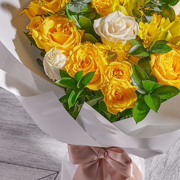 Completed floral arrangement by Heart & Thorn