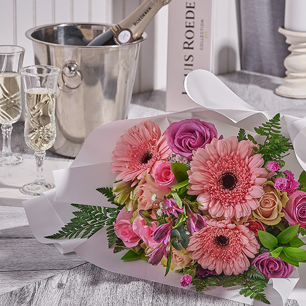 Floral design process at Heart & Thorn