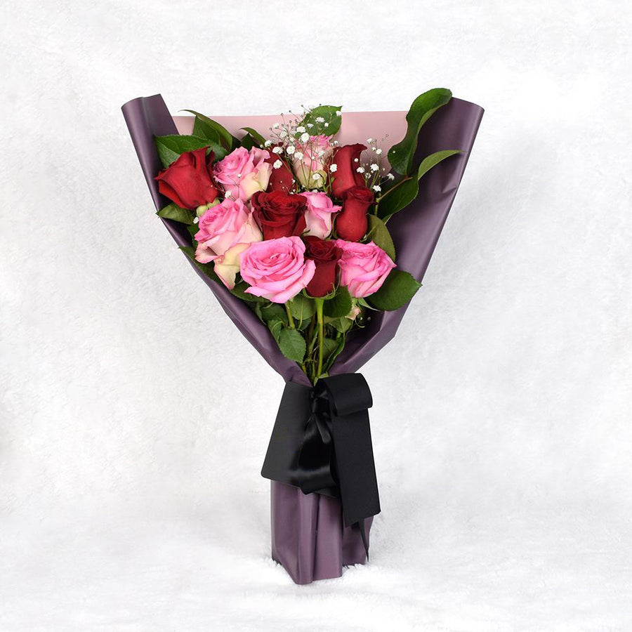 Valentine's Day 12 Stem Red & Pink Rose Bouquet, Heart & Thorn Canada  Same Day Flower Delivery, Valentine's Day gifts, roses