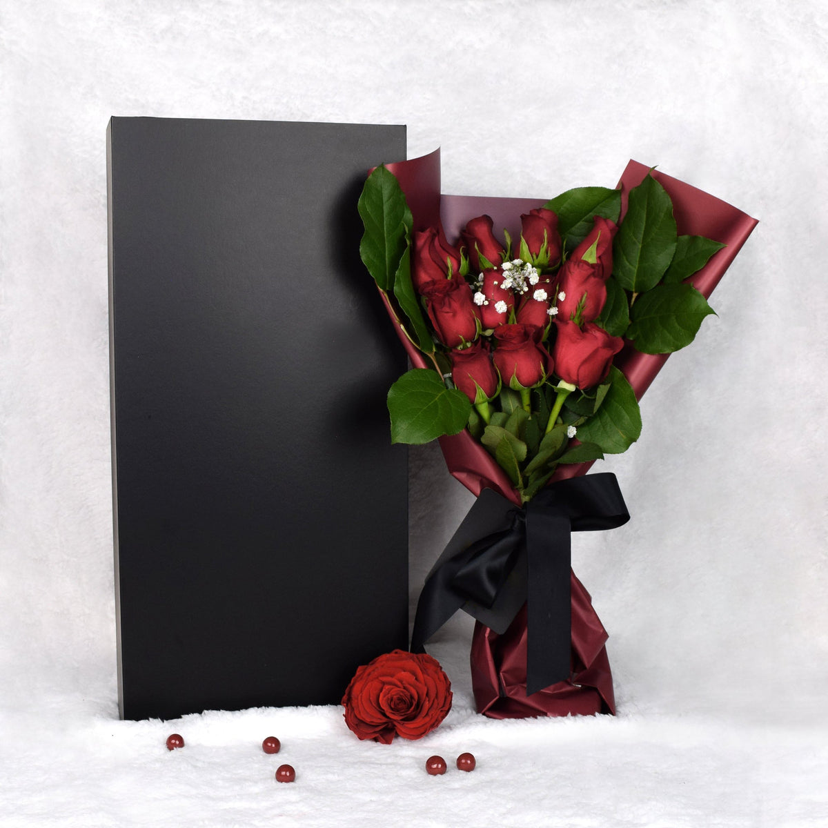 Valentine's Day 12 Stem Red Rose Bouquet With Designer Box