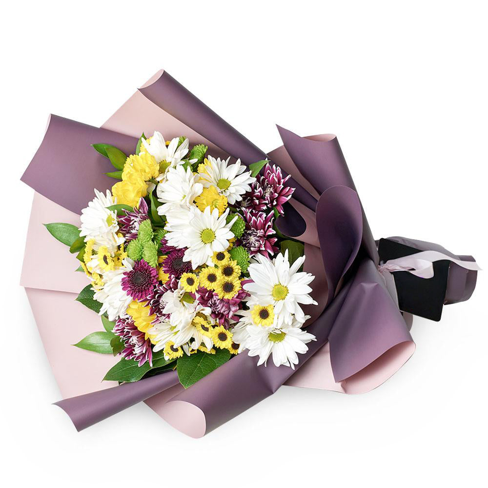Be A Wildflower Daisy Bouquet - Heart &amp; Thorn - Canada flower delivery