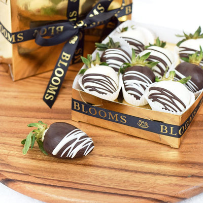 Berry Drizzle Chocolate Dipped Strawberries - Heart & Thorn - Canada strawberry delivery