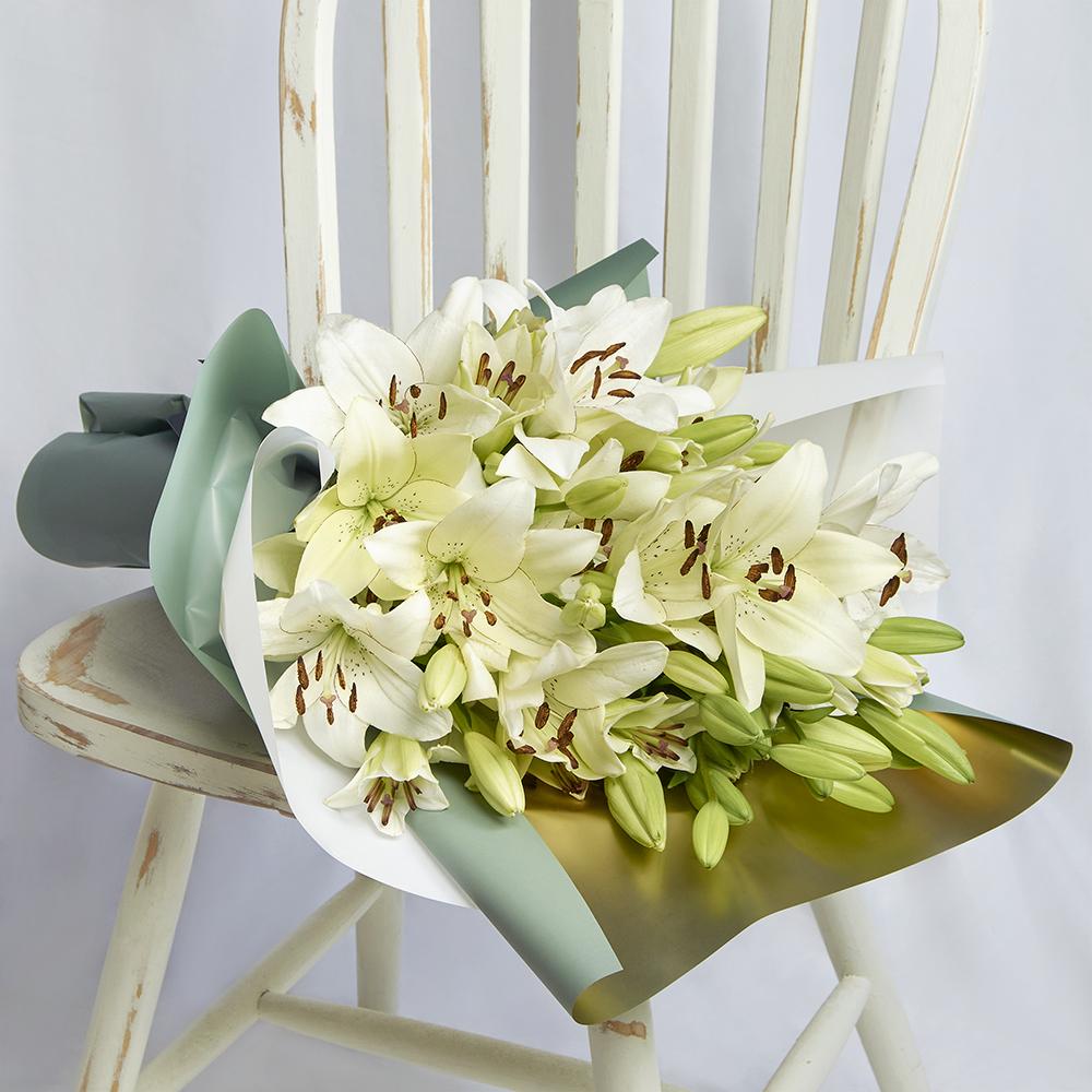 Crisp Snow Lily Bouquet - Heart &amp; Thorn - Canada Flower Delivery