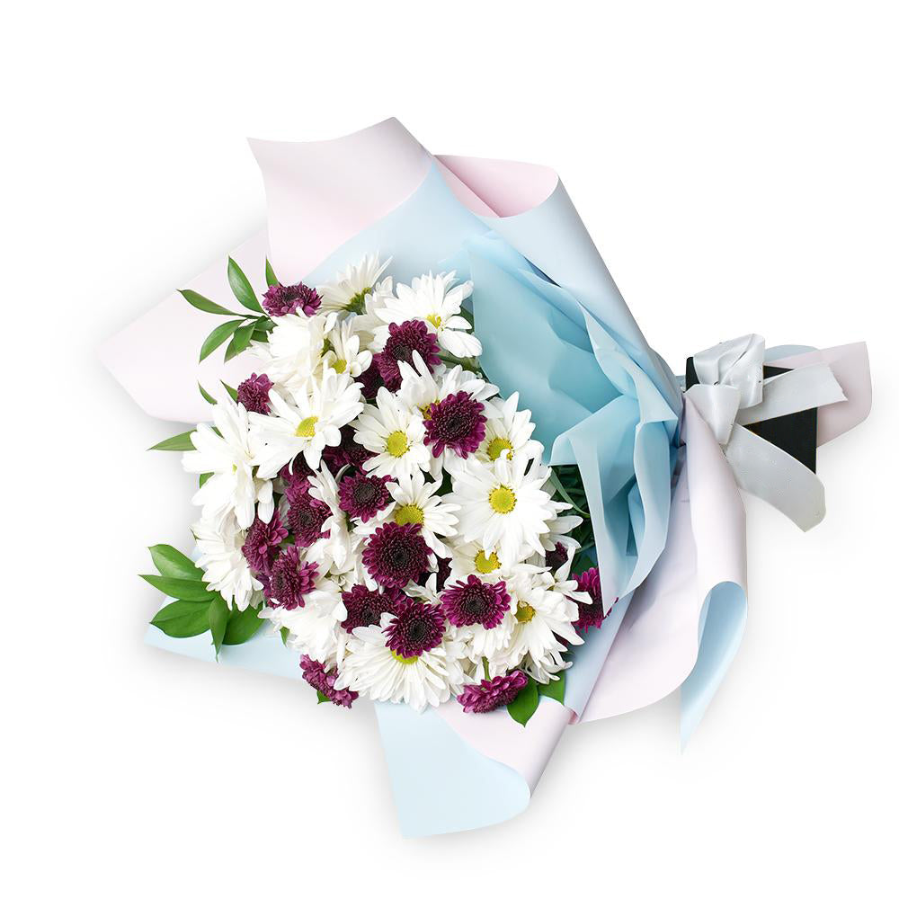 First Whisper of Spring Daisy Bouquet - Heart &amp; Thorn - Canada flower delivery