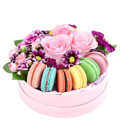 French Soirée Floral Gourmet Box Set - Heart & Thorn - Canada macaron delivery