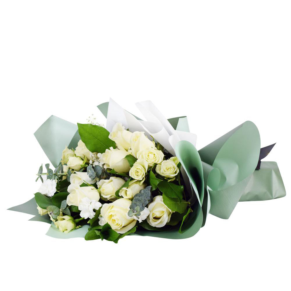 Parisian Whisper Tea Rose Bouquet - Heart &amp; Thorn - Canada flower delivery