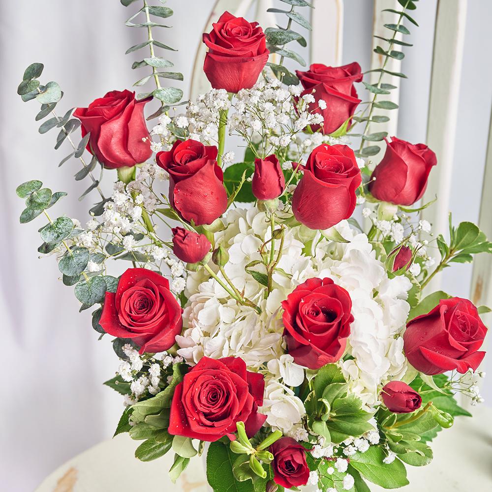 Rose &amp; Hydrangea Arrangement - Heart &amp; Thorn - Canada flower delivery