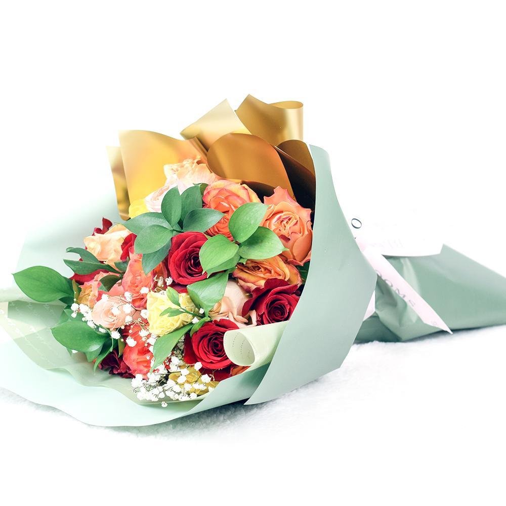 Rustic Arcadia Rose Bouquet - Heart &amp; Thorn - Canada flower delivery