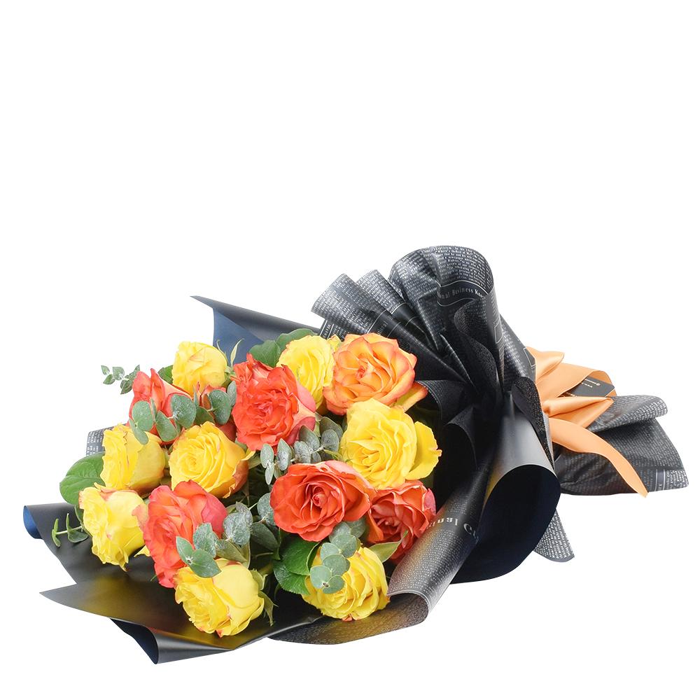 Sunset Rose Bouquet - Heart &amp; Thorn - Canada flower delivery