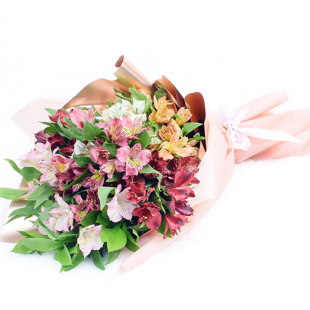 Versailles Dreams Peruvian Lily Bouquet - Heart &amp; Thorn - Canada flower delivery