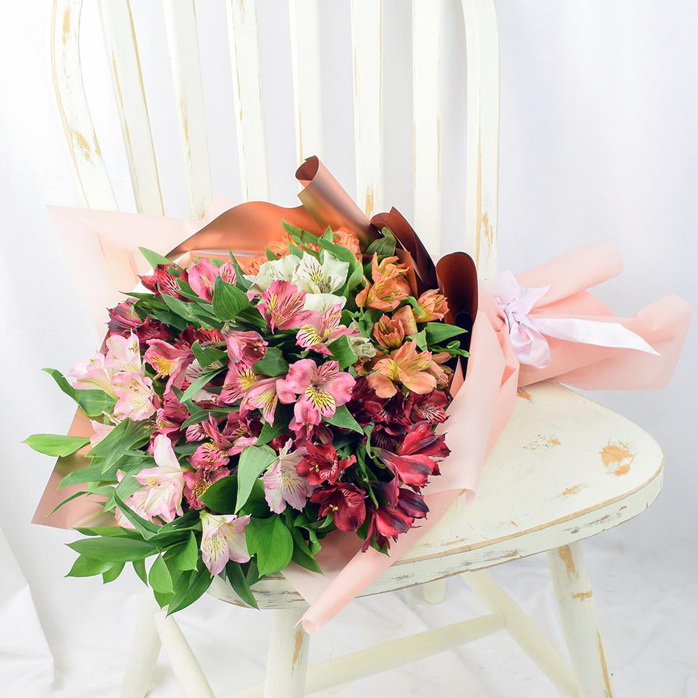 Versailles Dreams Peruvian Lily Bouquet - Heart & Thorn - Canada flower delivery